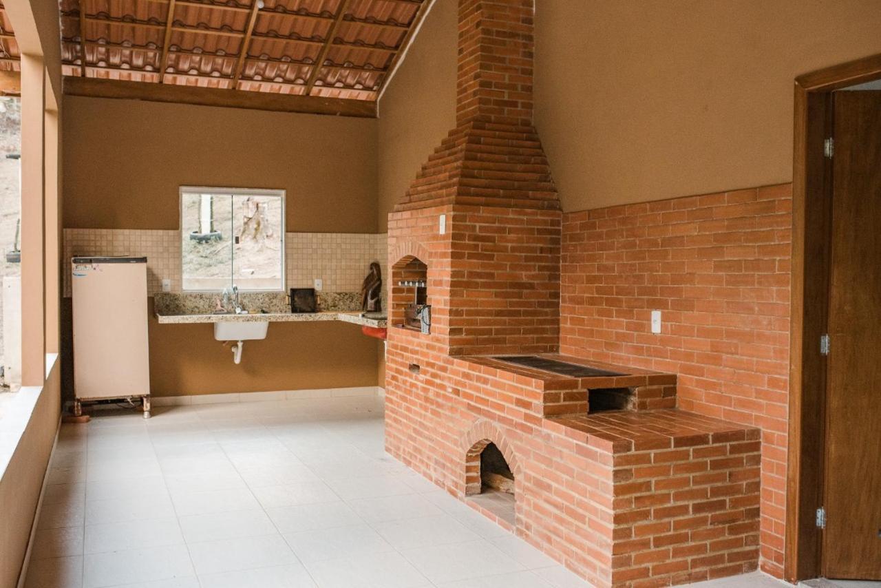 CASA LUXO-água quente-banheira-lareira-cachoeira. Pedra Azul  Exterior foto