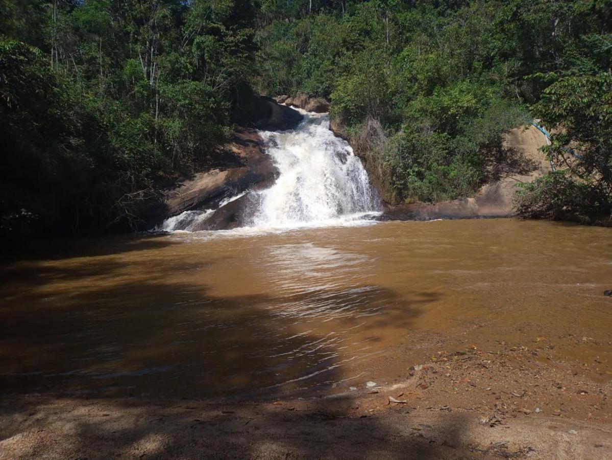 CASA LUXO-água quente-banheira-lareira-cachoeira. Pedra Azul  Exterior foto